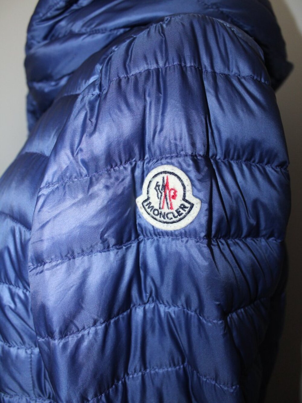 Moncler Light Weight Blue Down Puffer Hooded Coat Jacket Tie Moncler SZ 3 M - Picture 6 of 13